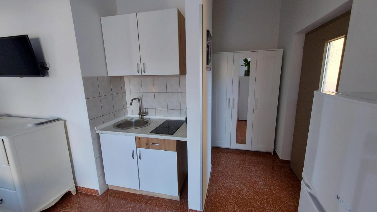 Soline Ada Apartamento Pjescana Uvala Exterior foto