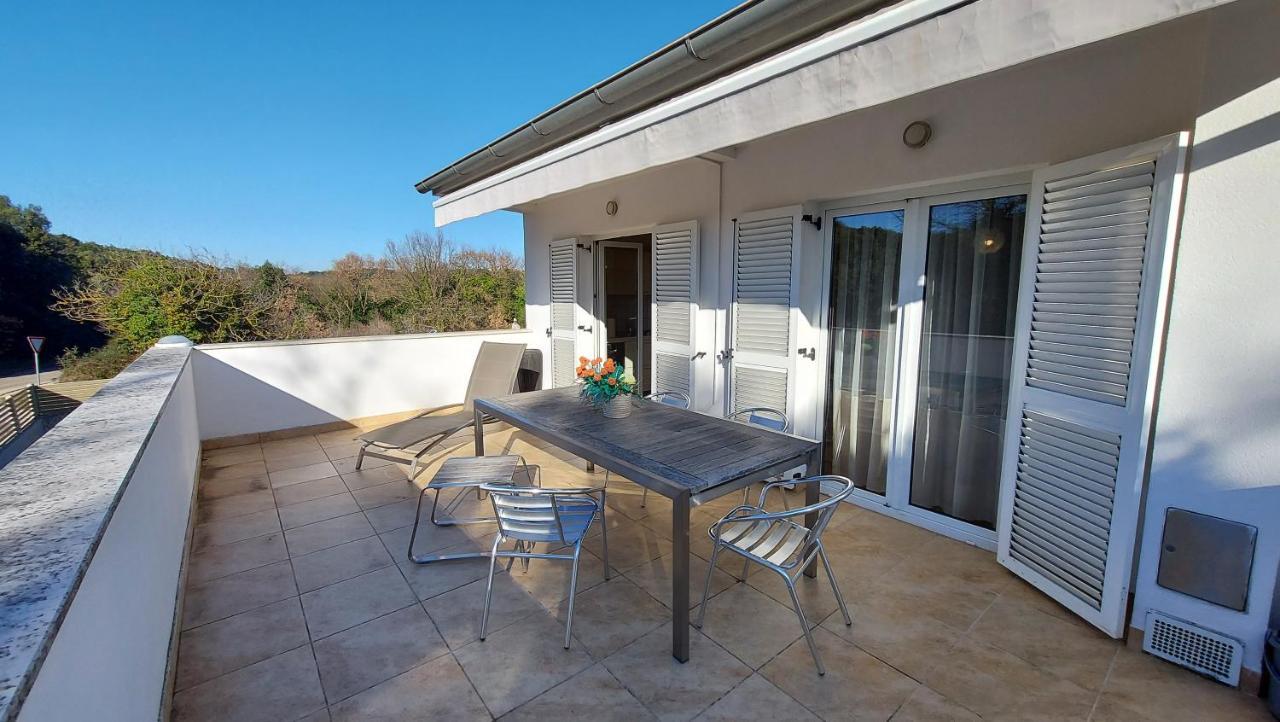 Soline Ada Apartamento Pjescana Uvala Exterior foto