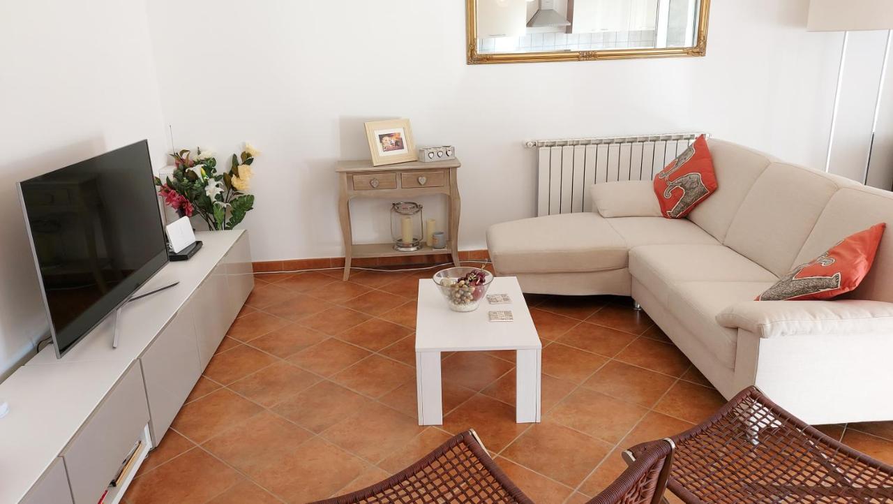Soline Ada Apartamento Pjescana Uvala Exterior foto